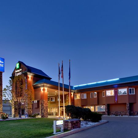 Holiday Inn Express Red Deer By Ihg Eksteriør billede