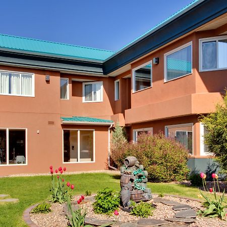 Holiday Inn Express Red Deer By Ihg Eksteriør billede