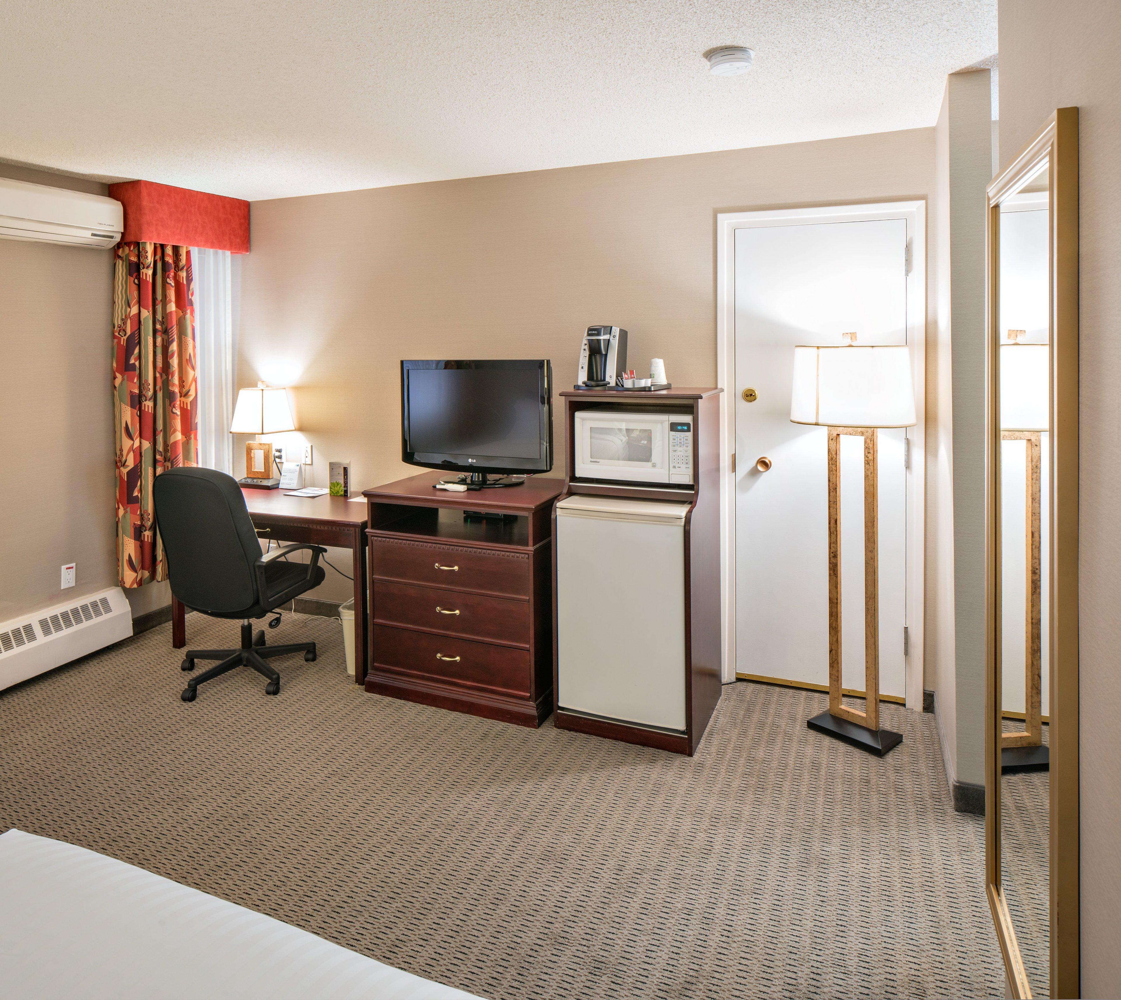 Holiday Inn Express Red Deer By Ihg Eksteriør billede