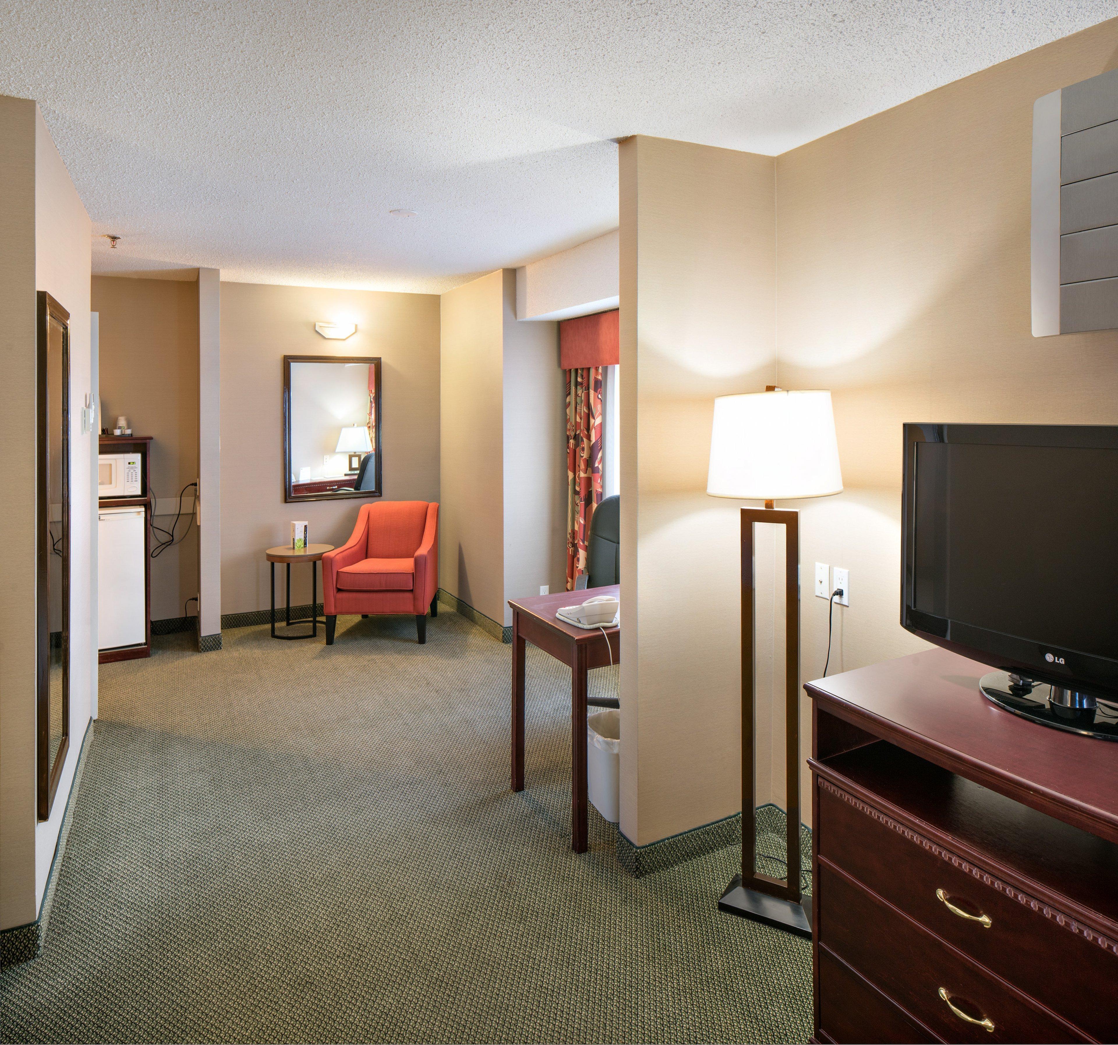 Holiday Inn Express Red Deer By Ihg Eksteriør billede
