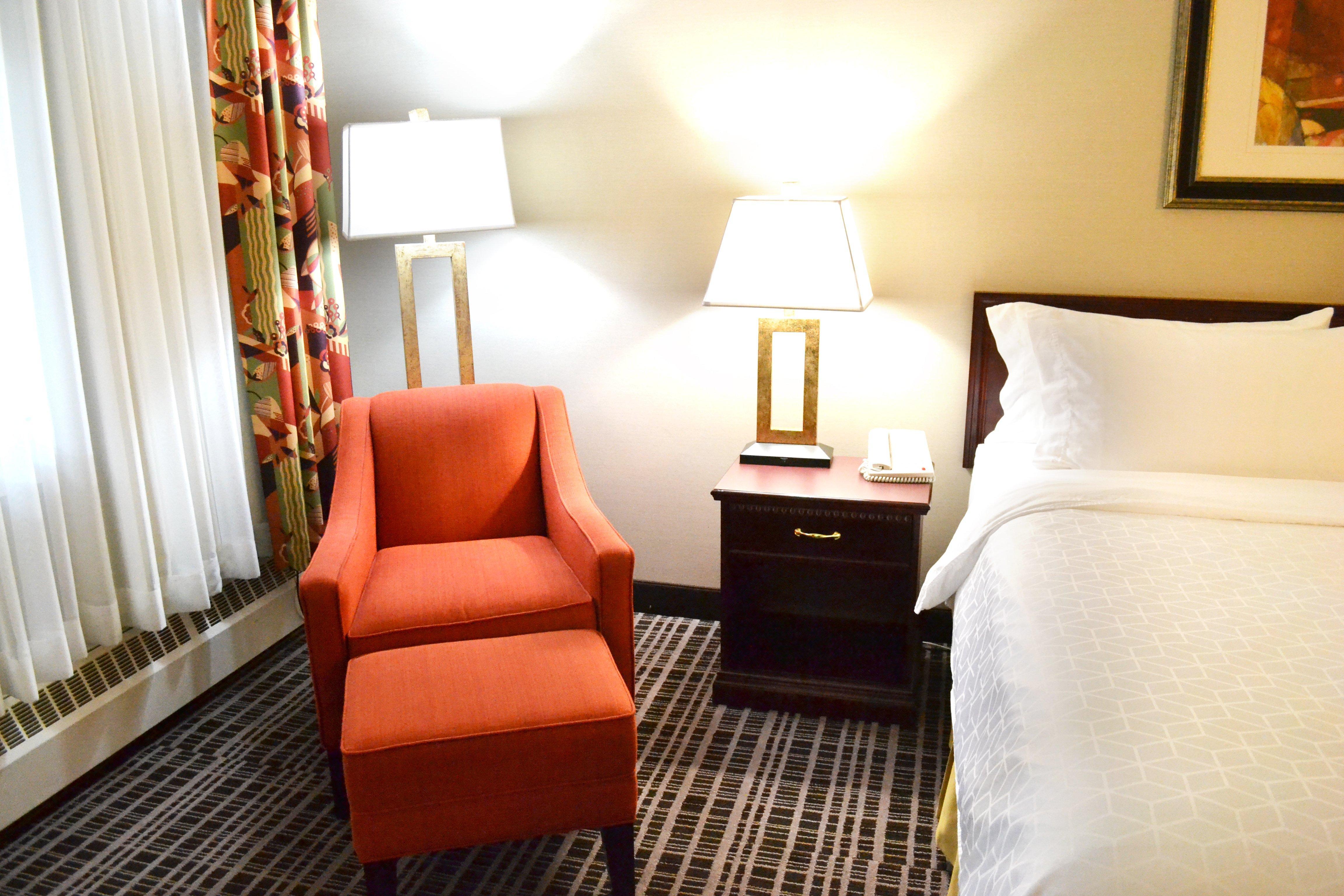 Holiday Inn Express Red Deer By Ihg Eksteriør billede