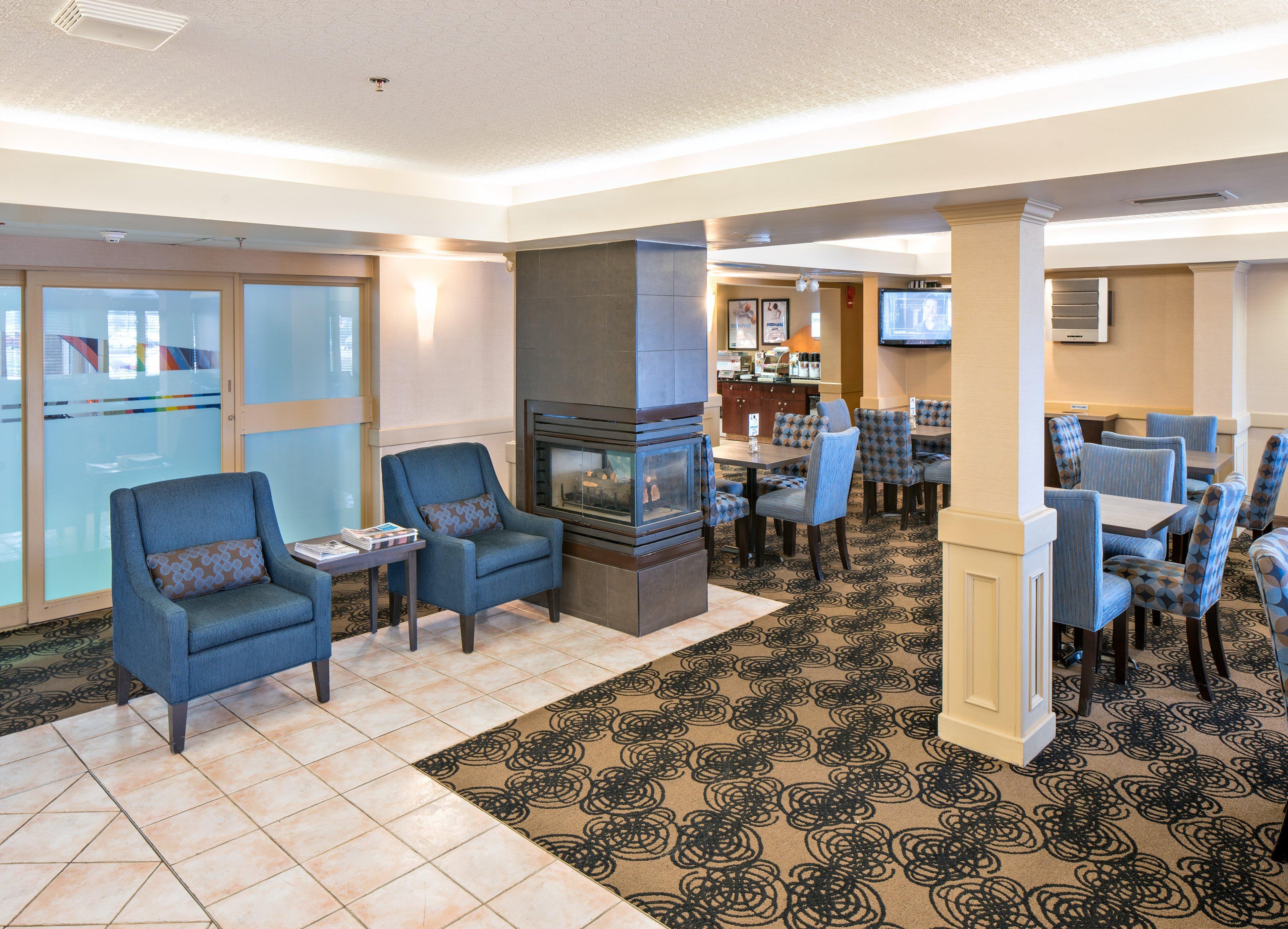 Holiday Inn Express Red Deer By Ihg Eksteriør billede