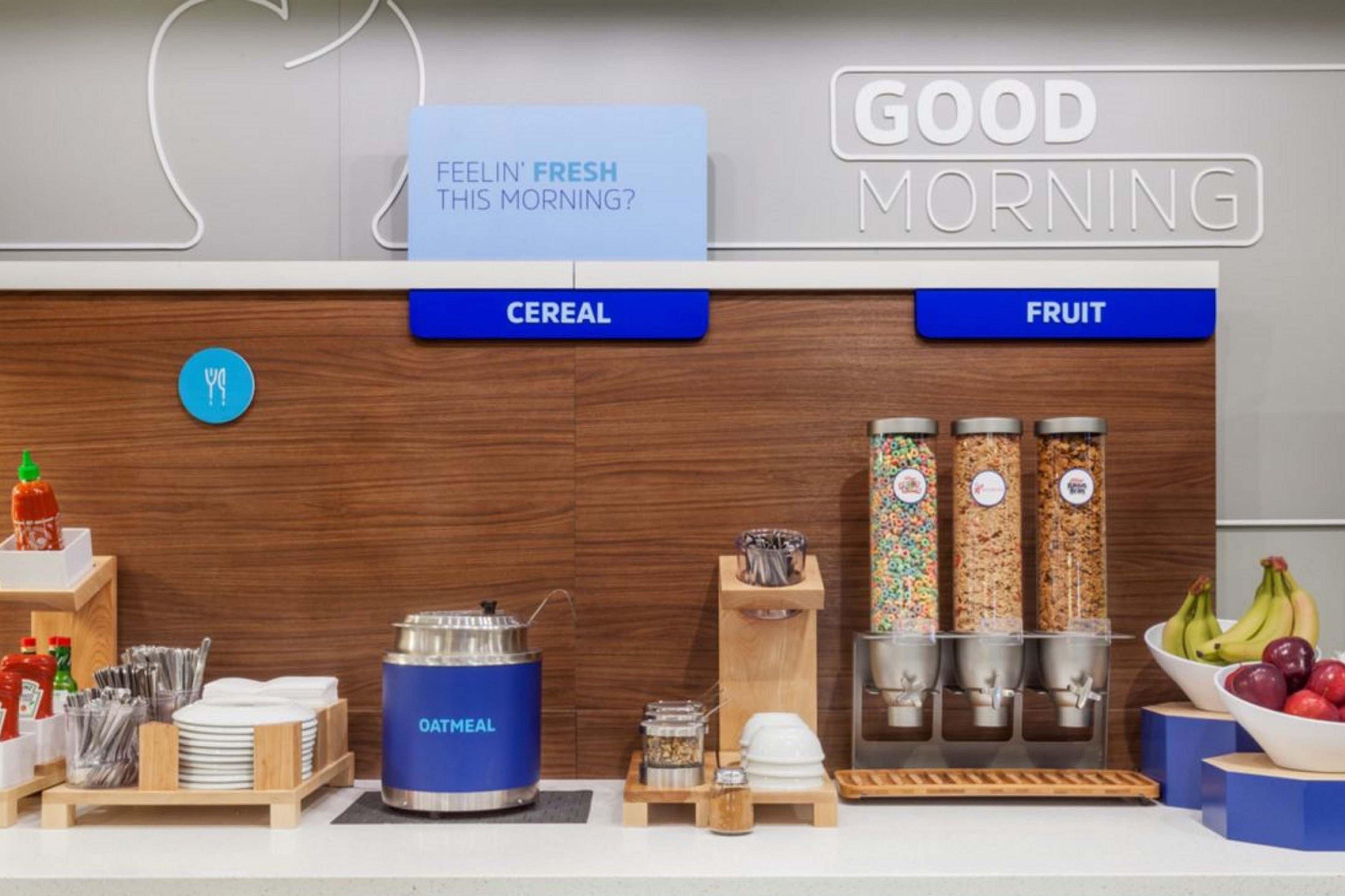 Holiday Inn Express Red Deer By Ihg Eksteriør billede