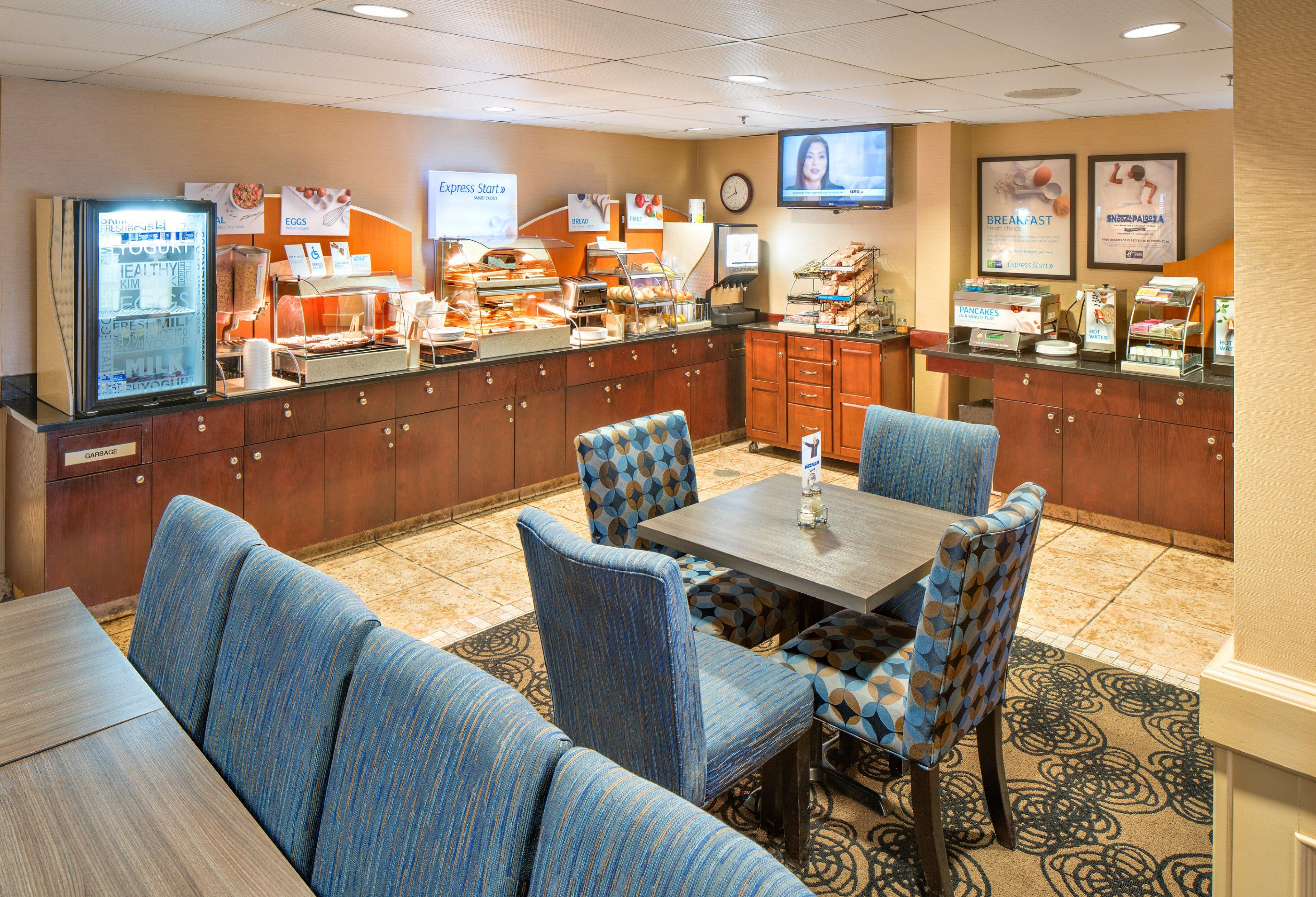 Holiday Inn Express Red Deer By Ihg Eksteriør billede