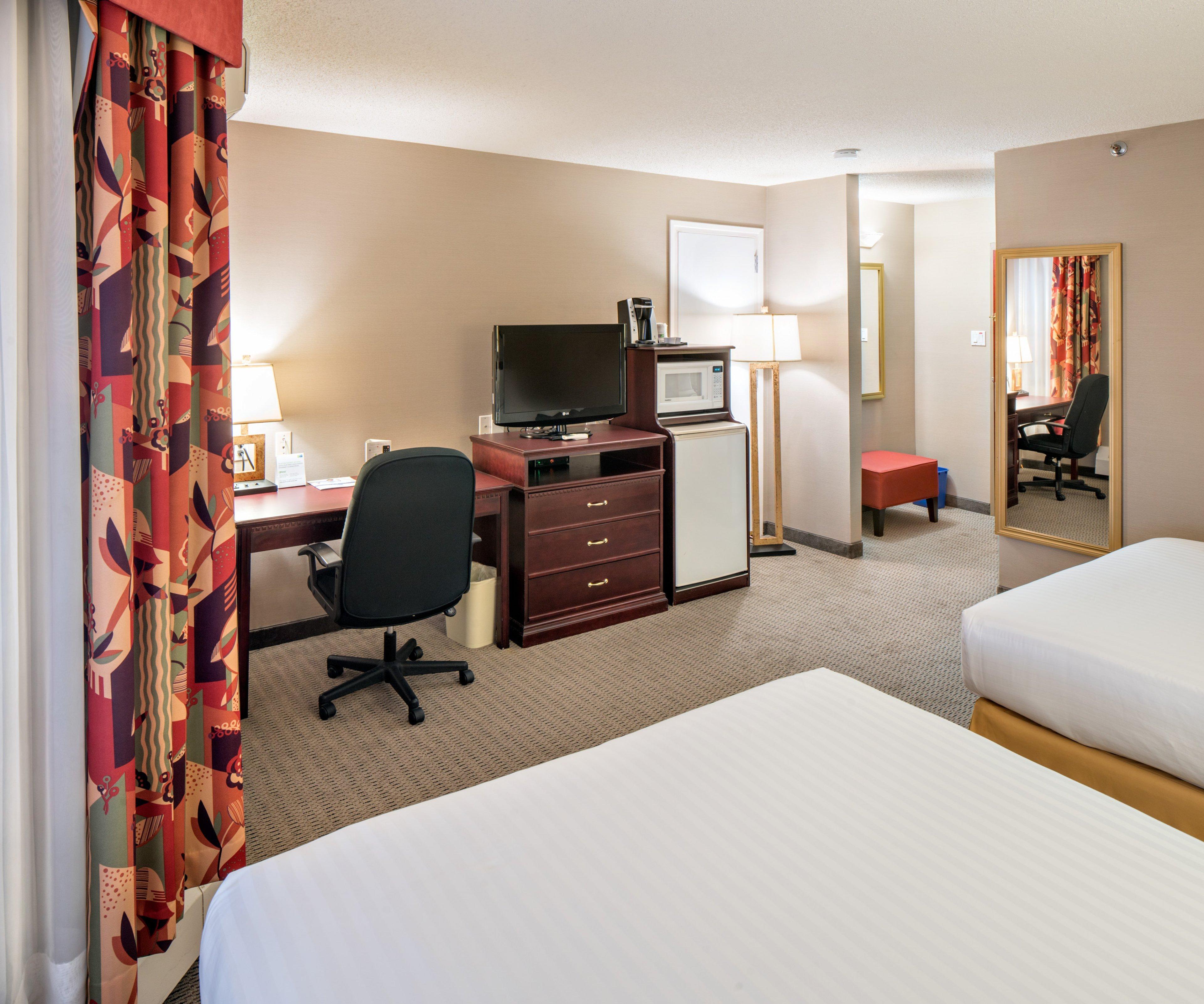 Holiday Inn Express Red Deer By Ihg Eksteriør billede