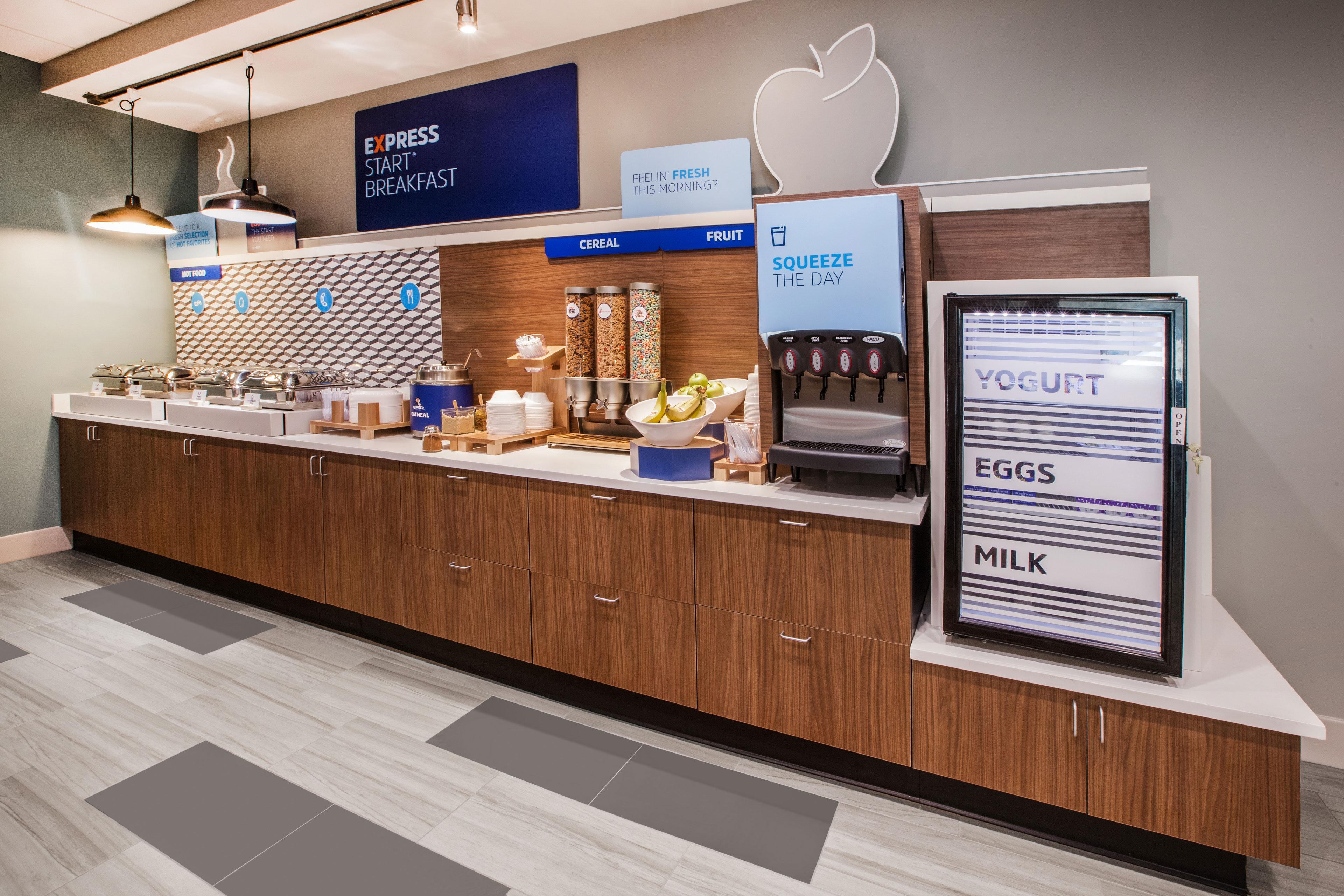 Holiday Inn Express Red Deer By Ihg Eksteriør billede